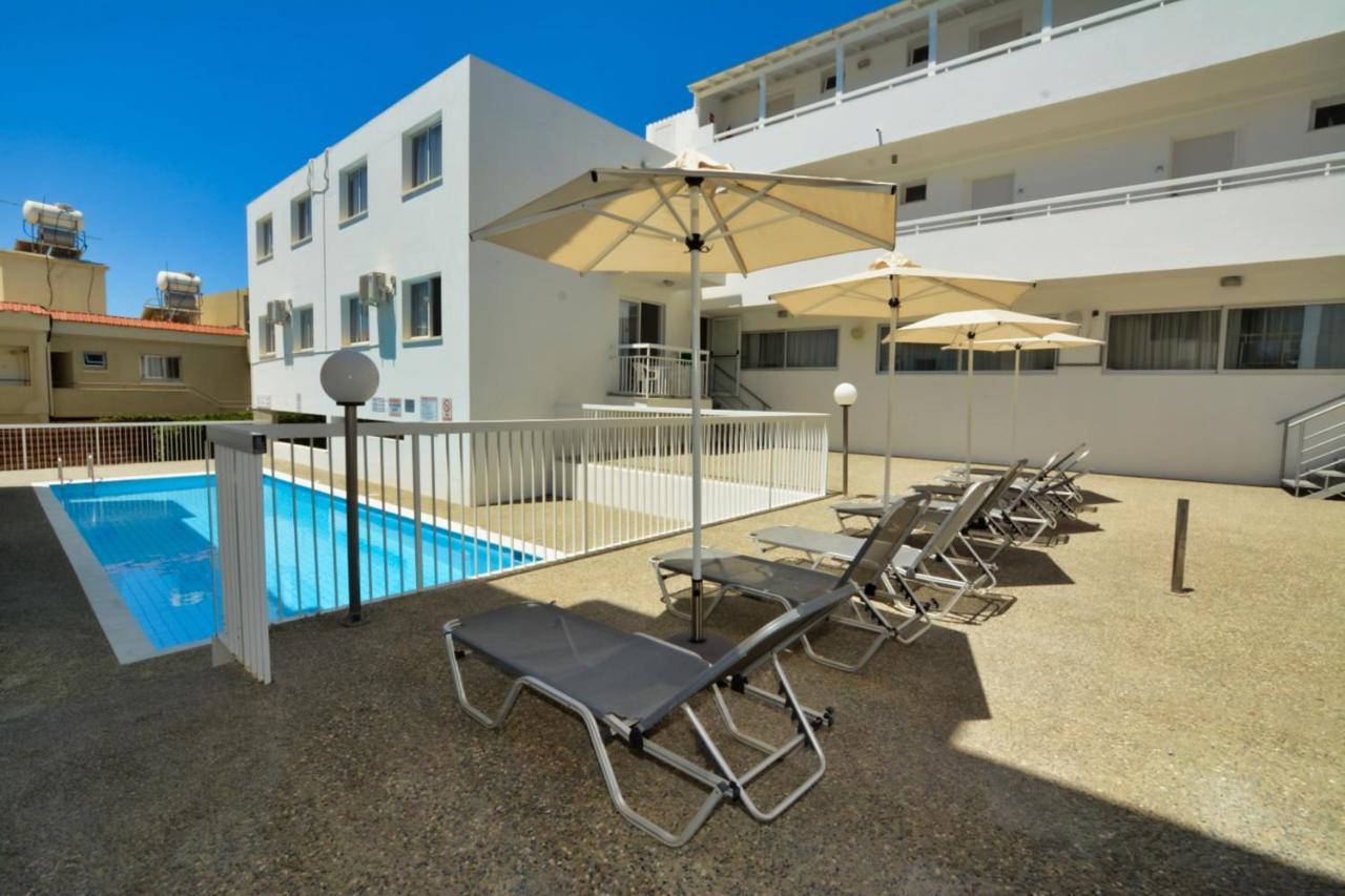 Barbara Hotel Apts Agia Napa Buitenkant foto
