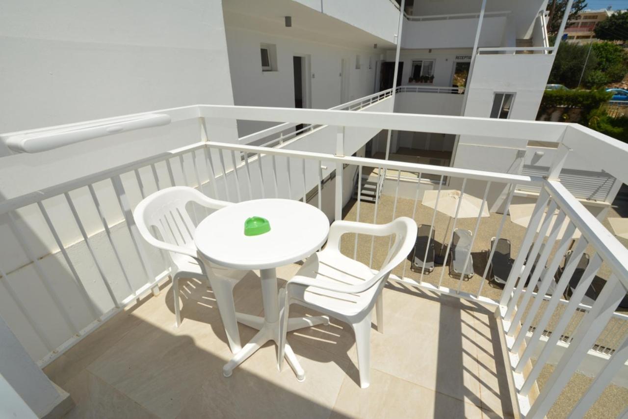 Barbara Hotel Apts Agia Napa Buitenkant foto